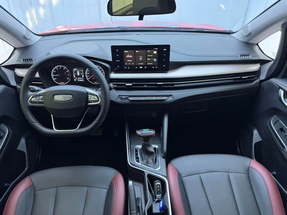 2022 Geely Vision X3 Pro, красный, 980000 рублей - вид 9