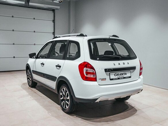 2026 Lada (ВАЗ) Granta Cross I Рестайлинг, белый - вид 7