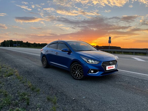 2019 Hyundai Solaris II, синий, 1150000 рублей - вид 2