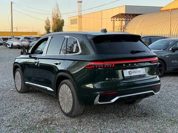 2026 Geely Monjaro I Рестайлинг, зелёный, 4030300 рублей - вид 6
