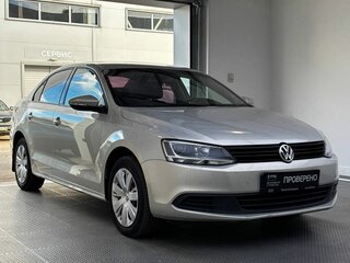 2014 Volkswagen Jetta VI Рестайлинг, серебристый, 1155000 рублей, вид 3