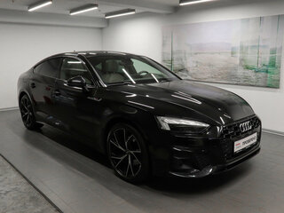 2022 Audi A5 Sportback 40 TFSI II (F5) Рестайлинг, чёрный, 4520000 рублей, вид 3