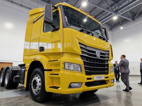 2026 КамАЗ 65656, жёлтый, 8980000 рублей, вид 1