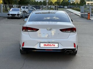 2018 Hyundai Sonata VII (LF) Рестайлинг, белый, 1900000 рублей, вид 2