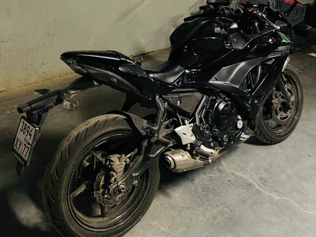 2017 Kawasaki Ninja 650, чёрный, 620000 рублей, вид 5