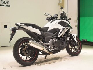 2014 Honda NC 750X, белый, 757000 рублей, вид 5