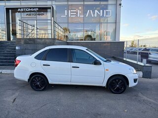 2016 Lada (ВАЗ) Granta I, белый, 380000 рублей, вид 4
