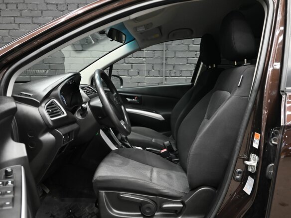 2014 Suzuki SX4 II (S-Cross), коричневый, 1030000 рублей - вид 10