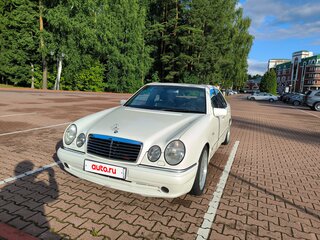 1998 Mercedes-Benz E-Класс 200 II (W210, S210), белый, 1400000 рублей, вид 4