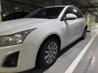 2013 Chevrolet Cruze I Рестайлинг, белый, 600000 рублей, вид 2