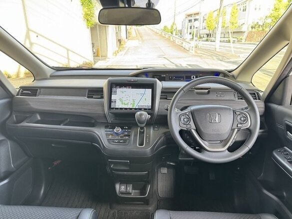 2022 Honda Freed II Рестайлинг, белый - вид 6