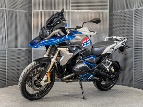 2017 BMW R 1200 GS, синий, 1199000 рублей - вид 3