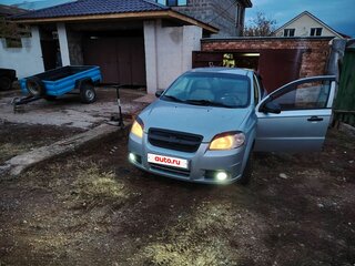 2010 Chevrolet Aveo I Рестайлинг, серебристый, 410000 рублей, вид 3