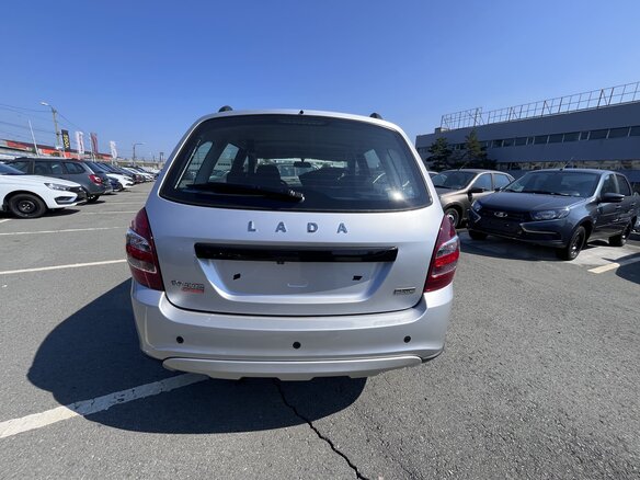 2026 Lada (ВАЗ) Granta Cross I Рестайлинг, серебристый, 1391000 рублей - вид 5