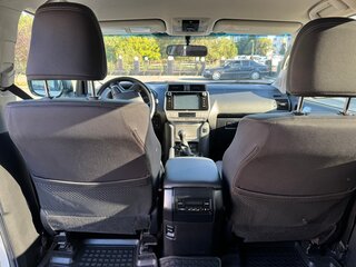 2018 Toyota Land Cruiser Prado 150 Series Рестайлинг 2, белый, 4990000 рублей, вид 5