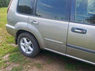 2001 Nissan X-Trail I, серый, 620000 рублей, вид 5