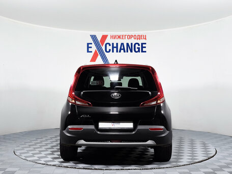 2019 Kia Soul III, чёрный, 1613000 рублей, вид 5