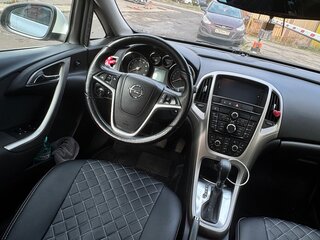 2011 Opel Astra J, белый, 520000 рублей, вид 4