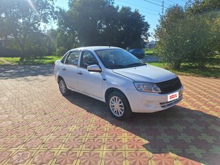 2013 Lada (ВАЗ) Granta I, белый, 350000 рублей, вид 1