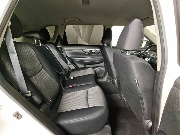 2019 Nissan X-Trail III Рестайлинг, белый, 1679000 рублей - вид 14