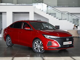 2025 Changan Eado Plus I, красный, 2643201 рублей, вид 3
