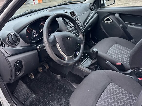 2023 Lada (ВАЗ) Granta I Рестайлинг, белый, 750000 рублей - вид 9