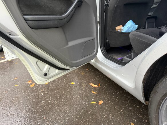 2006 Ford Focus II, серебристый - вид 17
