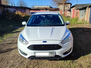 2018 Ford Focus III Рестайлинг, белый, 1600000 рублей, вид 1