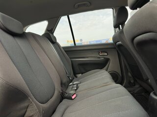 2008 Kia Carens II (UN), серебристый, 699000 рублей, вид 4
