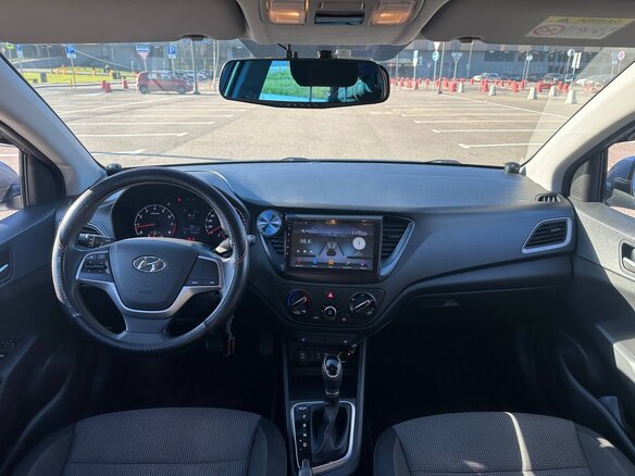 2018 Hyundai Solaris II, серый, 1270000 рублей - вид 9