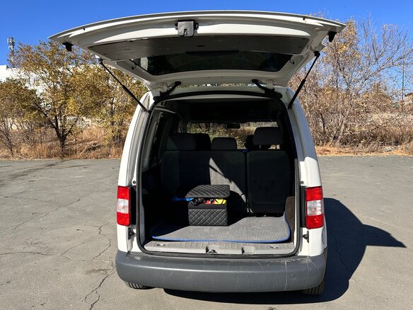 2009 Volkswagen Caddy III, белый, 750000 рублей - вид 9