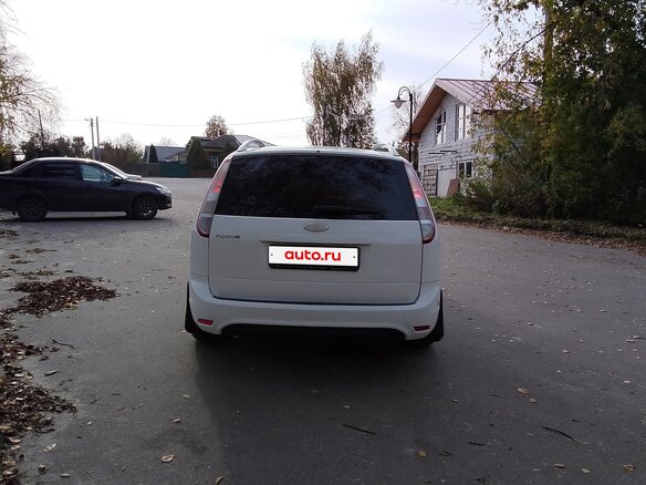 2010 Ford Focus II Рестайлинг, белый, 665000 рублей - вид 11