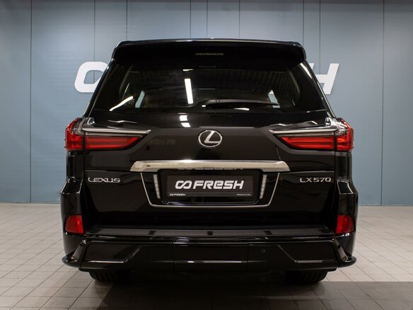 2018 Lexus LX 570 III Рестайлинг 2, чёрный, 9400000 рублей - вид 3