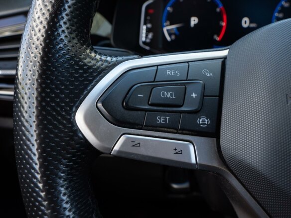 2021 Volkswagen Polo VI, чёрный - вид 12