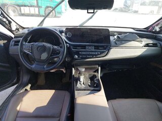 2023 Lexus ES 200 VII Рестайлинг, серый, 2132000 рублей, вид 5