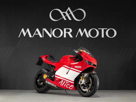 2008 Ducati Desmosedici RR, красный, 11000000 рублей, вид 2