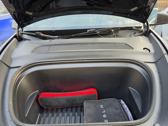 2022 Tesla Model Y Long Range Dual Motor I, чёрный, 4700000 рублей - вид 25