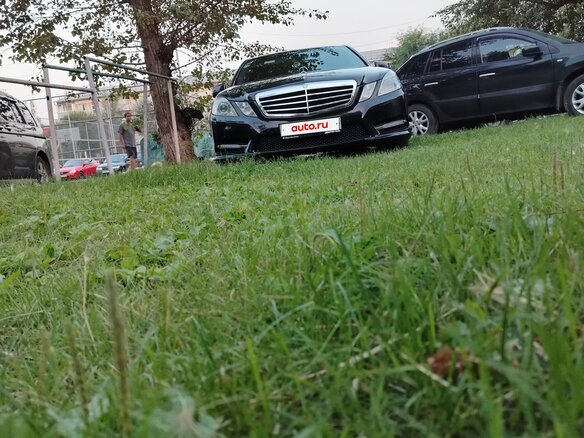 2011 Mercedes-Benz E-Класс 200 5G-Tronic IV (W212, S212, C207), чёрный, 1450000 рублей - вид 1