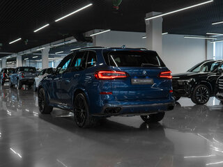 2021 BMW X5 40i IV (G05/G18), синий, 6950000 рублей, вид 4