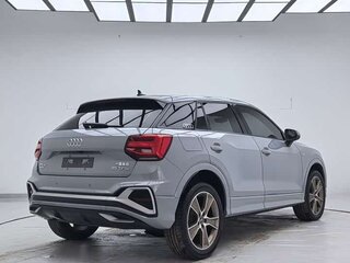 2022 Audi Q2 L 35 TFSI I Рестайлинг, серебристый, 1650000 рублей, вид 4