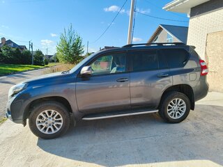 2014 Toyota Land Cruiser Prado 150 Series Рестайлинг 1, серый, 3800000 рублей, вид 3