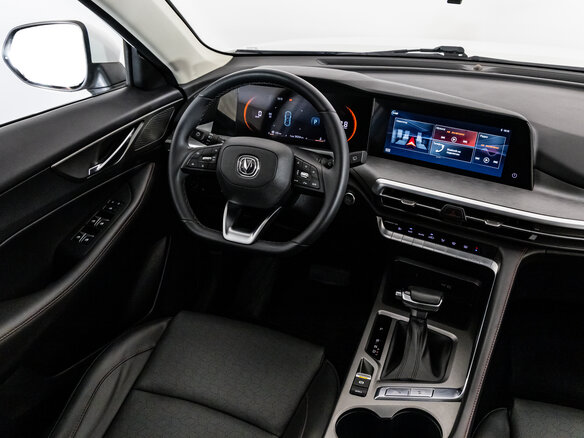 2023 Changan CS35 Plus I Рестайлинг, белый - вид 14