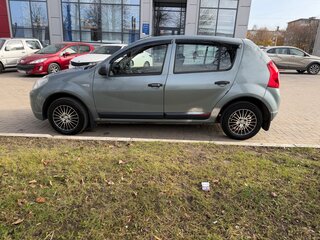2011 Renault Sandero I, синий, 450000 рублей, вид 4
