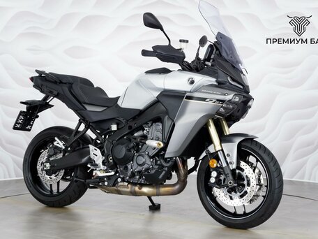 2025 Yamaha MT-09 Tracer (FJ-09), серый, 1849000 рублей, вид 5