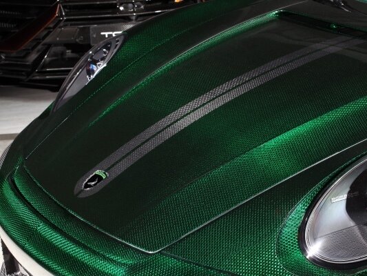2023 Porsche 911 Turbo S VIII (992), зелёный, 45000000 рублей - вид 2