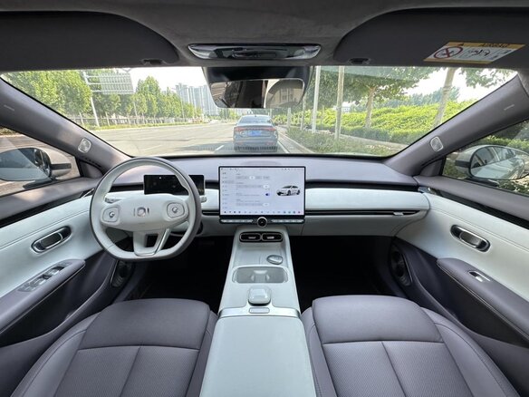 2026 Changan Qiyuan A06 28.39 kWh, серебристый, 2900000 рублей - вид 6