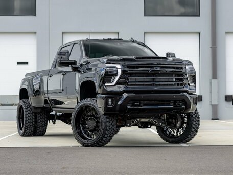 2026 Chevrolet Silverado, чёрный, 17460000 рублей, вид 1