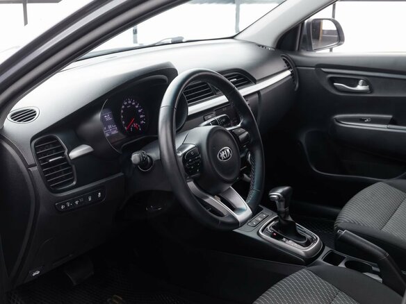 2019 Kia Rio IV, серый, 1399000 рублей - вид 8