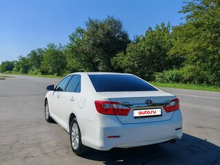 2013 Toyota Camry VII (XV50), белый, 1600000 рублей, вид 4