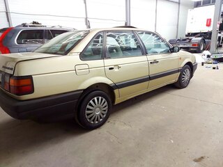 1988 Volkswagen Passat B3, золотистый, 120000 рублей, вид 4